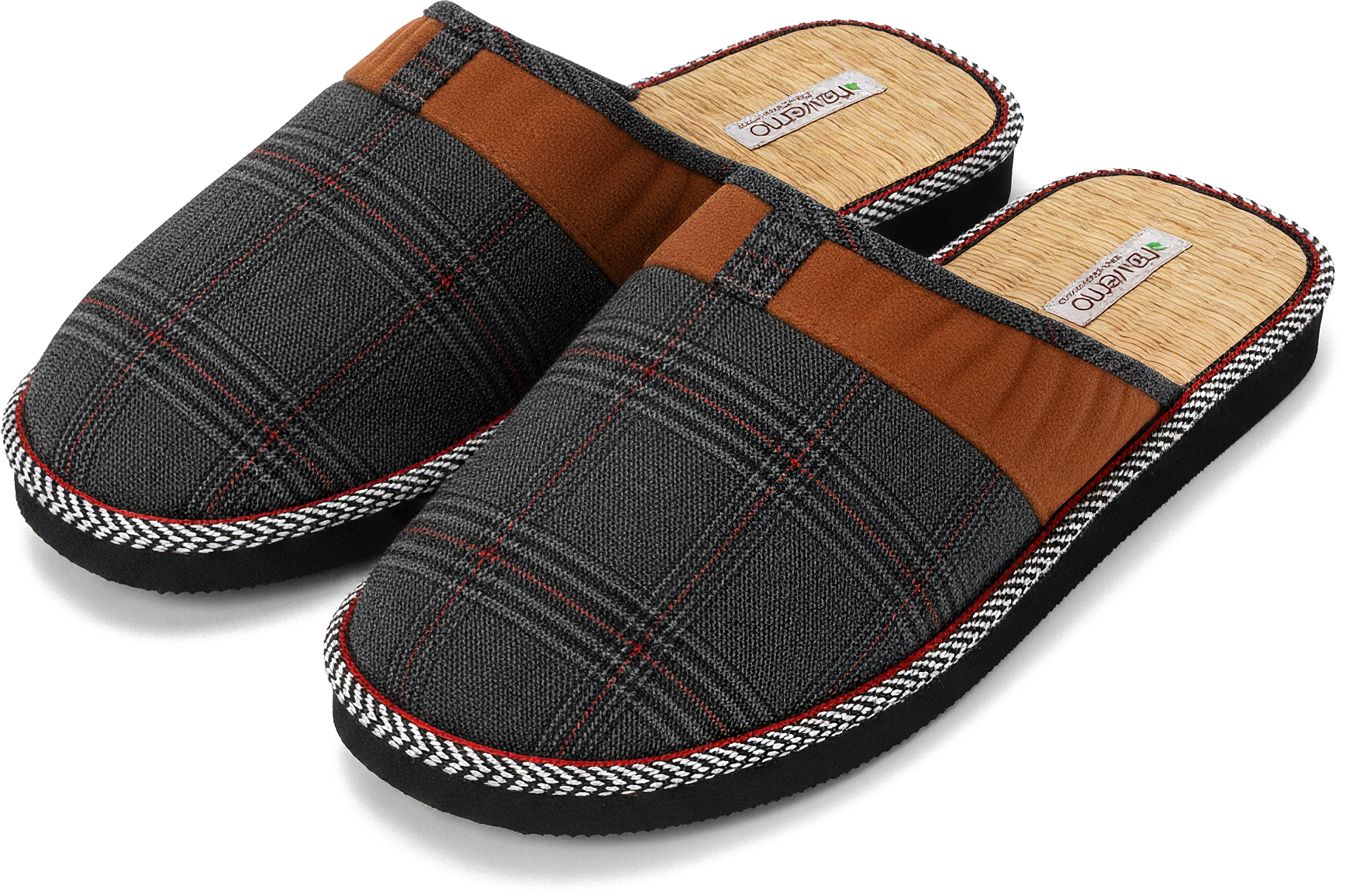 Zimthausschuhe Nawemo "Kariert" Zimthausschuhe Nawemo in kariertem Design mit braunem Obermaterial und rutschfester Sohle.