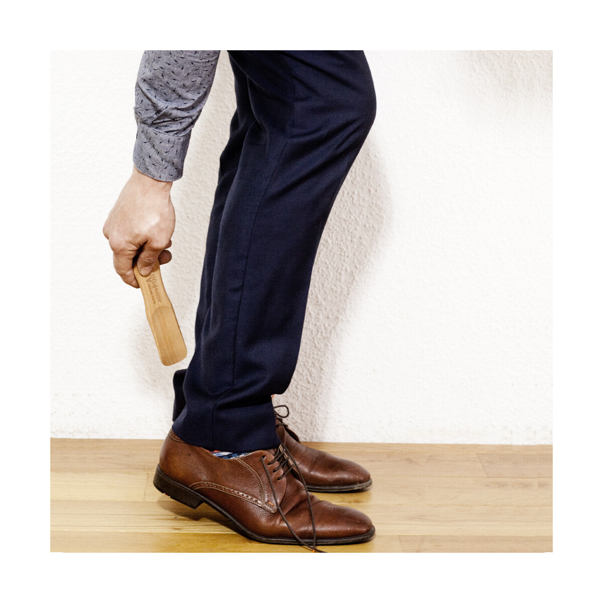 schuhloeffel-geoelt-aus-holz-155-cm_1