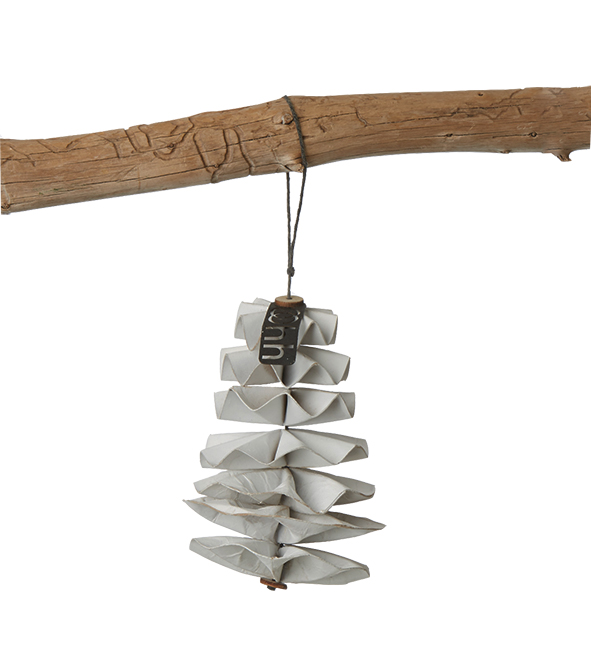 Weihnachtsbaumschmuck "Tannenzapfen", weiß Recycling-Papier